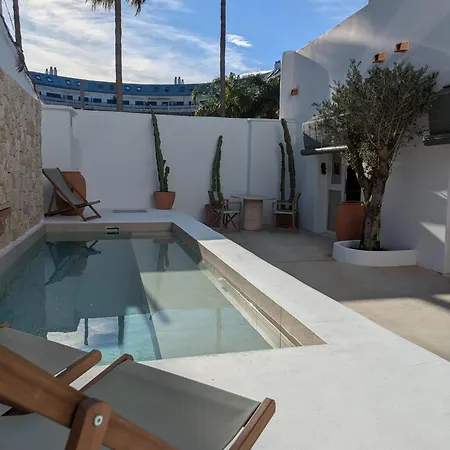 Vacanca 3* Дения