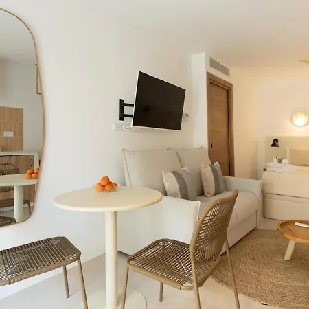 Vacanca 3*